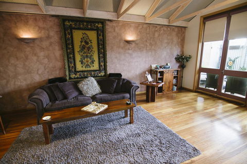Ditto Daddy's - Accommodation 4U 20