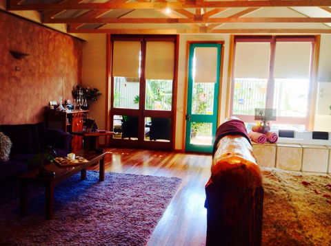 Ditto Daddy's - Accommodation 4U 5