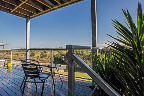 Saltwater Breeze Retreat - Accommodation 4U 27