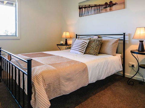 Saltwater Breeze Retreat - Accommodation 4U 18