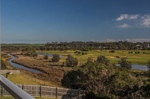 Saltwater Breeze Retreat - Accommodation 4U 20