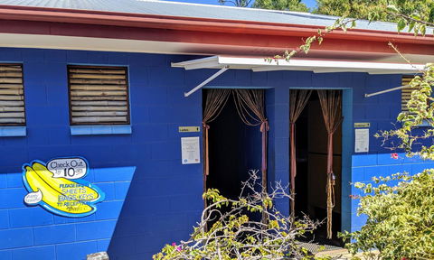 Cool Bananas Backpackers - Accommodation 4U 8