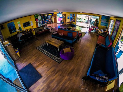 Cool Bananas Backpackers - Accommodation 4U 28