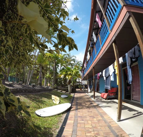 Cool Bananas Backpackers - Accommodation 4U 2