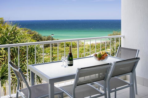La Mer Sunshine Beachfront - Accommodation 4U 28