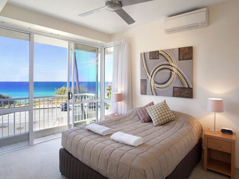 La Mer Sunshine Beachfront - Accommodation 4U 4