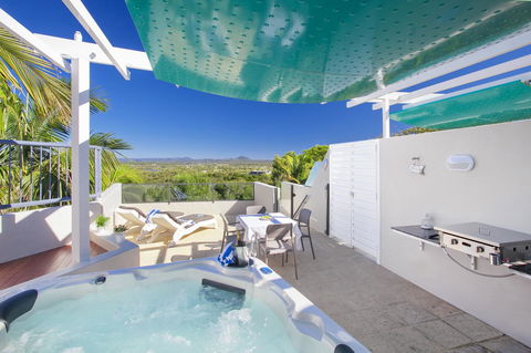 Noosa Blue Resort - Accommodation 4U 1