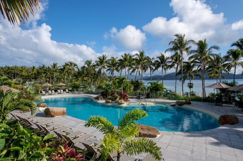 Whitsunday Apartments - Accommodation 4U 1