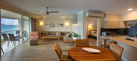 Whitsunday Apartments - Accommodation 4U 5