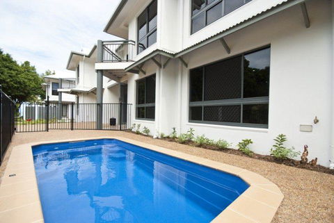 Woodville Beach Townhouse 6 - Accommodation 4U 5