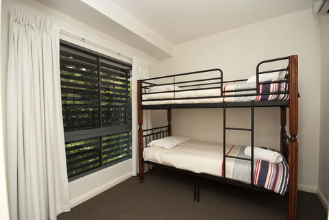 Woodville Beach Townhouse 6 - Accommodation 4U 1