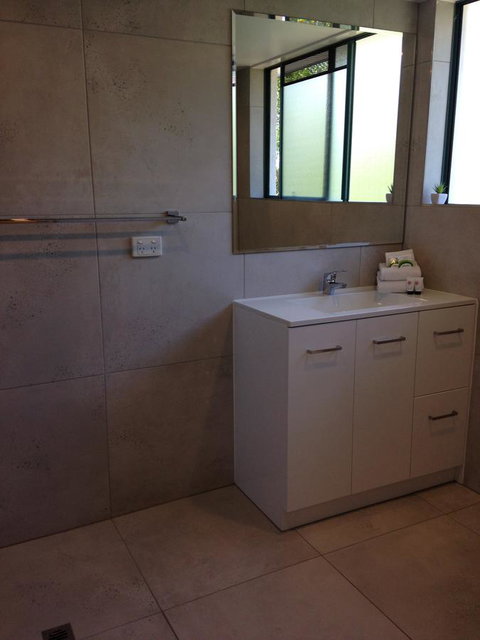 Chez Noosa Resort Motel - Accommodation 4U 11