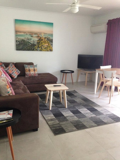 Chez Noosa Resort Motel - Accommodation 4U 18