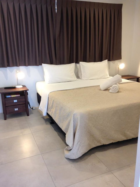 Chez Noosa Resort Motel - Accommodation 4U 13