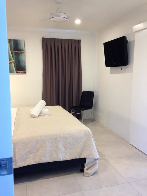 Chez Noosa Resort Motel - Accommodation 4U 12
