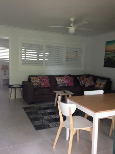 Chez Noosa Resort Motel - Accommodation 4U 19