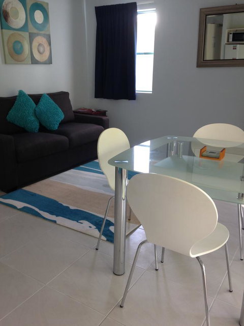 Chez Noosa Resort Motel - Accommodation 4U 22