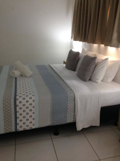 Chez Noosa Resort Motel - Accommodation 4U 27