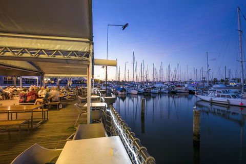 Nightcap At Kawana Waters Hotel - Accommodation 4U 10