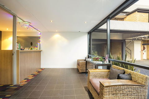 Nightcap At Kawana Waters Hotel - Accommodation 4U 27