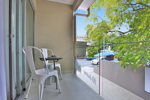 10 Hastings Street Motel - Accommodation 4U 9
