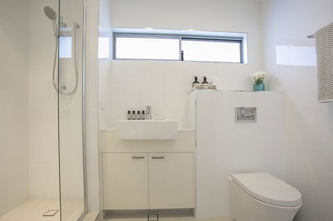 10 Hastings Street Motel - Accommodation 4U 13