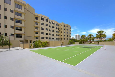 The Mirage Resort Alexandra Headland - Accommodation 4U 2