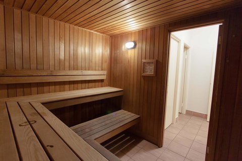 The Mirage Resort Alexandra Headland - Accommodation 4U 12