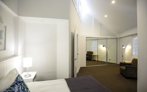 Ocean Breeze Resort - Accommodation 4U 28