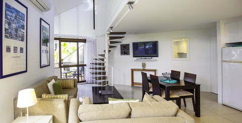 Ocean Breeze Resort - Accommodation 4U 10