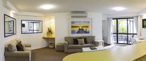 Ocean Breeze Resort - Accommodation 4U 15