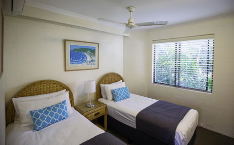 Ocean Breeze Resort - Accommodation 4U 37
