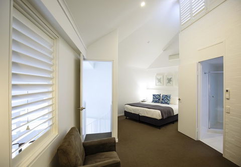Ocean Breeze Resort - Accommodation 4U 27