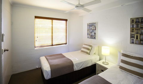 Ocean Breeze Resort - Accommodation 4U 4
