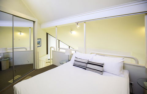 Ocean Breeze Resort - Accommodation 4U 41