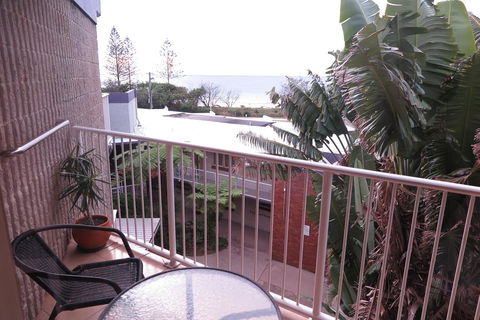 Northpoint Holiday Apartments - Accommodation 4U 9
