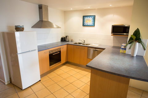 Northpoint Holiday Apartments - Accommodation 4U 6