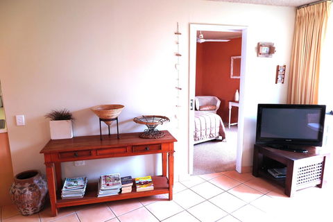 Northpoint Holiday Apartments - Accommodation 4U 16