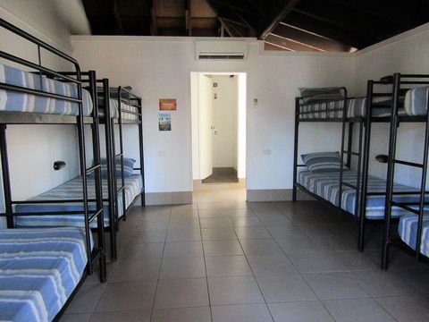 Nomads Airlie Beach - Accommodation 4U 13