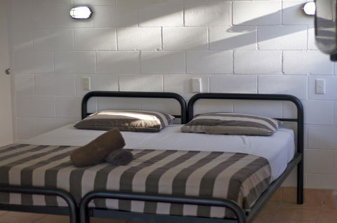 Nomads Airlie Beach - Accommodation 4U 18