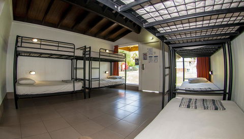 Nomads Airlie Beach - Accommodation 4U 17