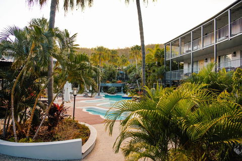 Mantra Club Croc - Accommodation 4U 38