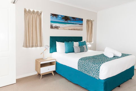 Ocean Views Resort Caloundra - Accommodation 4U 32