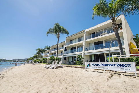 Noosa Harbour Resort - Accommodation 4U 4