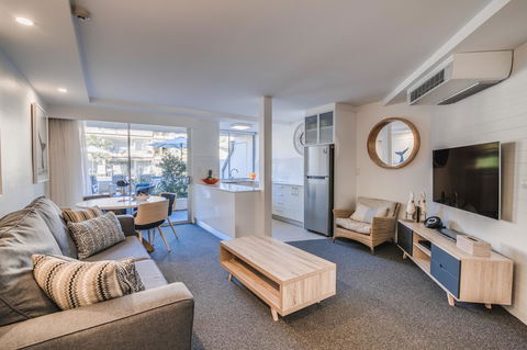 Hotel Laguna - Accommodation 4U 1