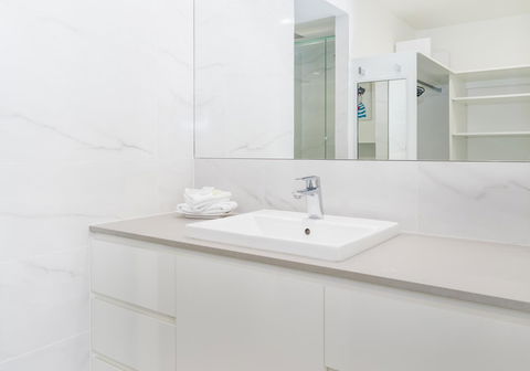 Noosa Hill Resort - Accommodation 4U 24