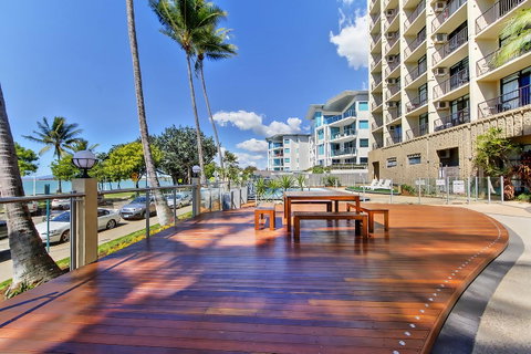 Aquarius On The Beach - Accommodation 4U 18