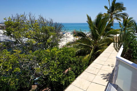 Netanya Noosa Beachfront Resort - Accommodation 4U 36