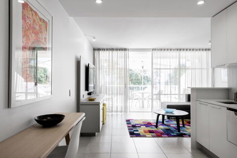 Netanya Noosa Beachfront Resort - Accommodation 4U 25