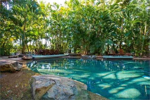 Poinciana 112 - Accommodation 4U 17